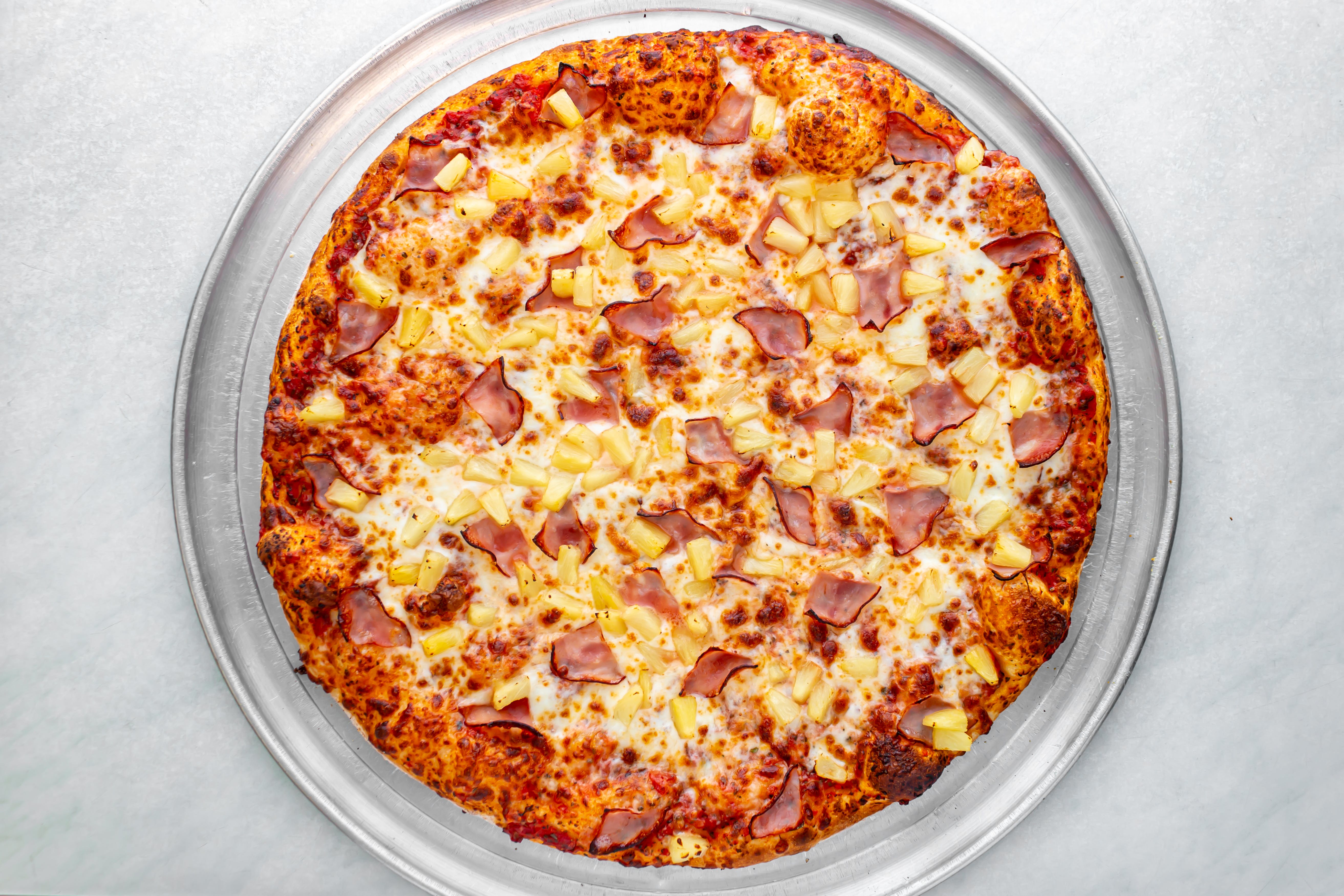 Order Hawaiian Pizza - Small 12'' (6 Slices) food online from Jack's Pizza & Subs store, Torrance on bringmethat.com