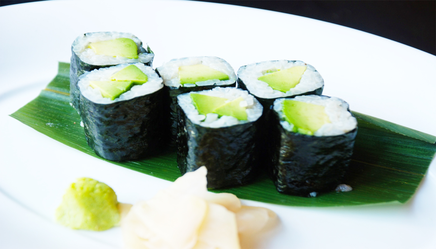 Order Avocado Roll food online from Izumi Japanese Restaurant store, Youngstown on bringmethat.com