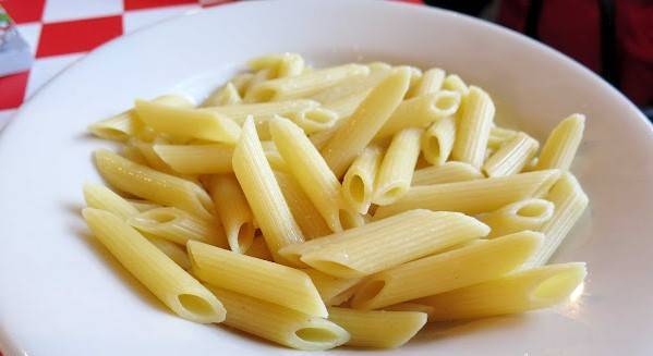 Order Kids Buttery Pasta food online from Ruby Tuesdays store, Las Cruces on bringmethat.com