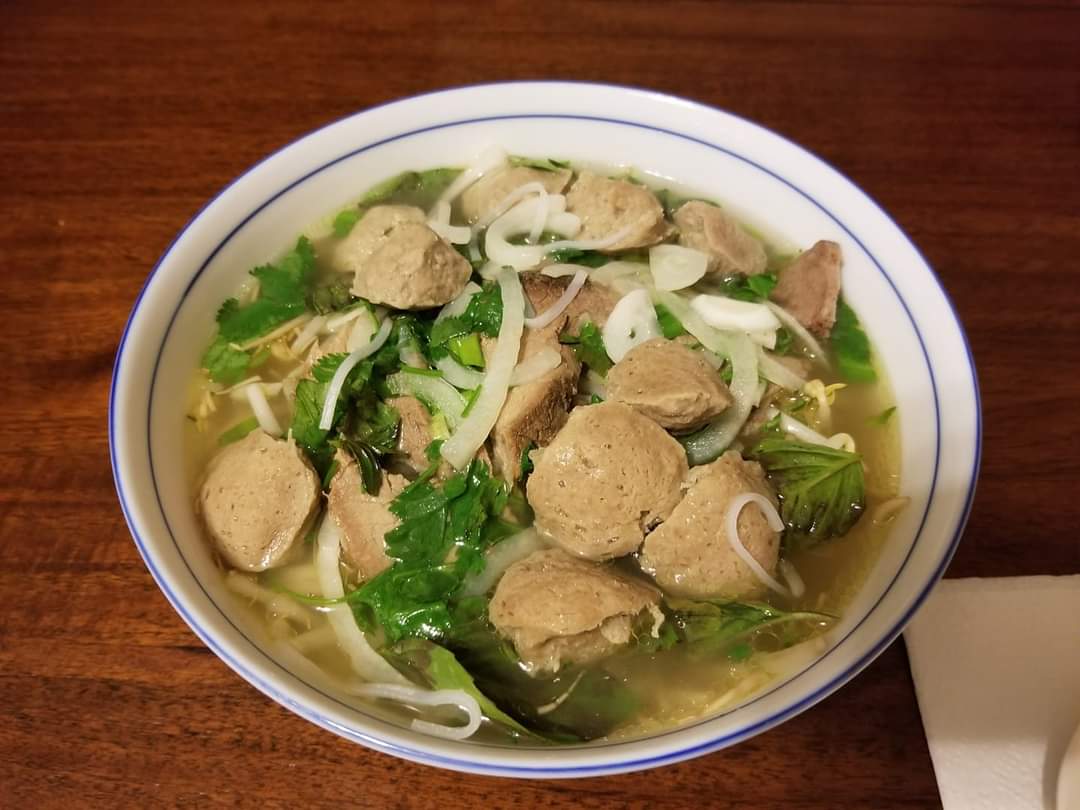 Order 42. Beef balls Noodle Soup- Pho bo vien food online from Tuyet Mai store, San Francisco on bringmethat.com