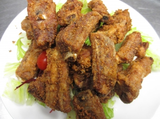 Order K4. Sauteed Spare Rib with Fresh Garlic food online from China Cafe store, Syracuse on bringmethat.com