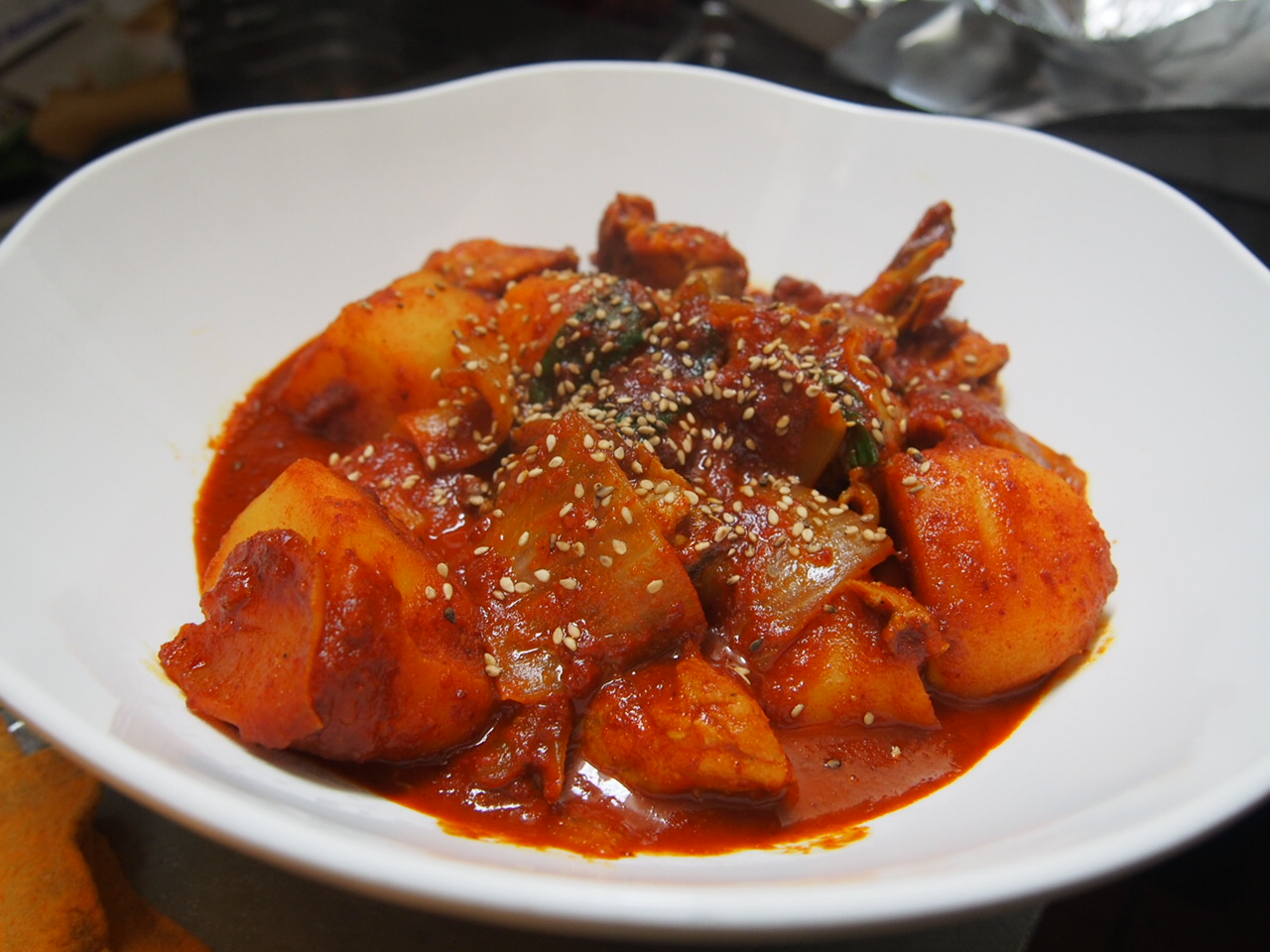 Order C-4. Spicy Chicken Stew (매운닭볶음탕/辣烧鸡汤) food online from Restaurant Namsan store, Los Angeles on bringmethat.com