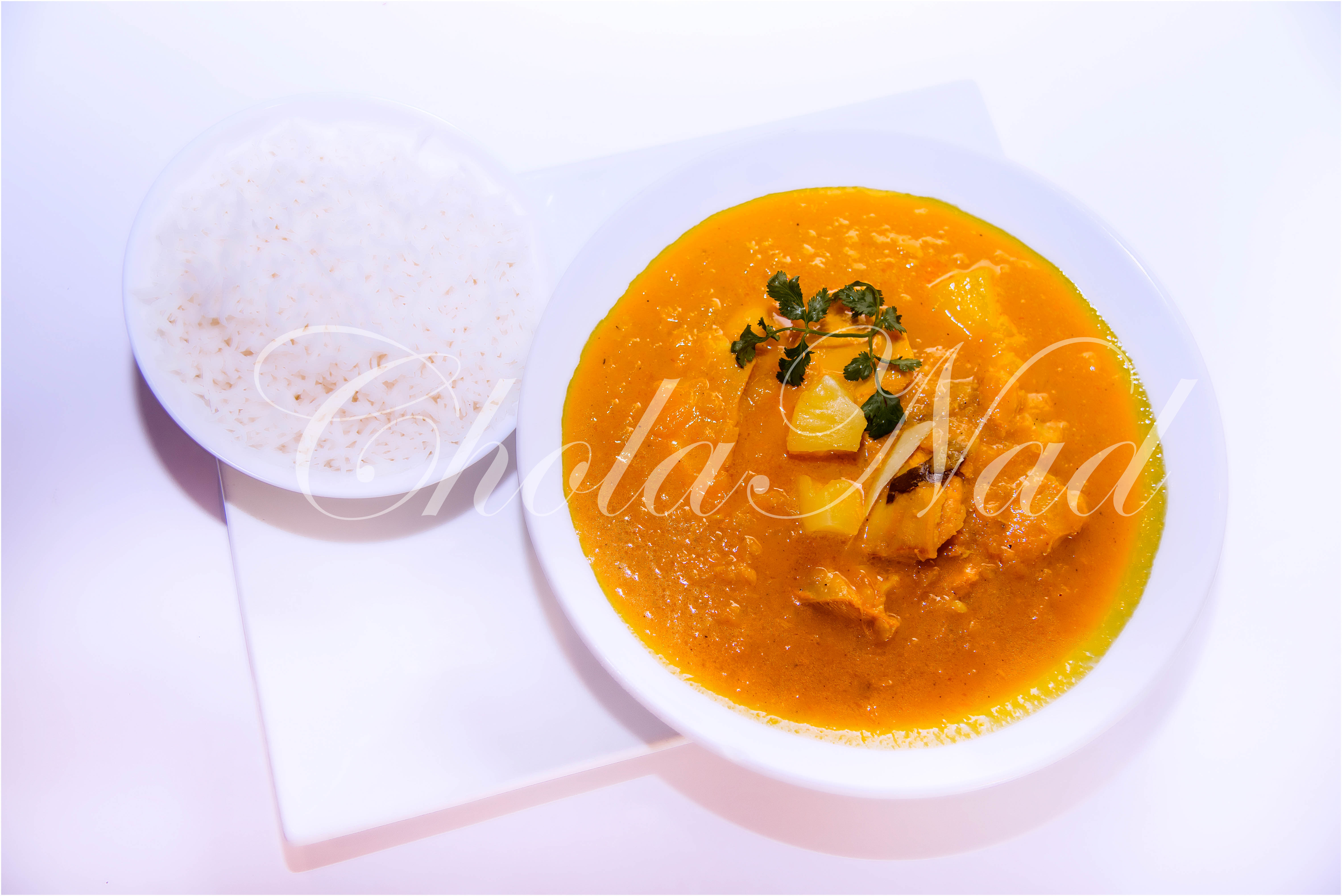 Order Mango Pineapple Chicken Curry Pot food online from Cholanad store, Chapel Hill on bringmethat.com