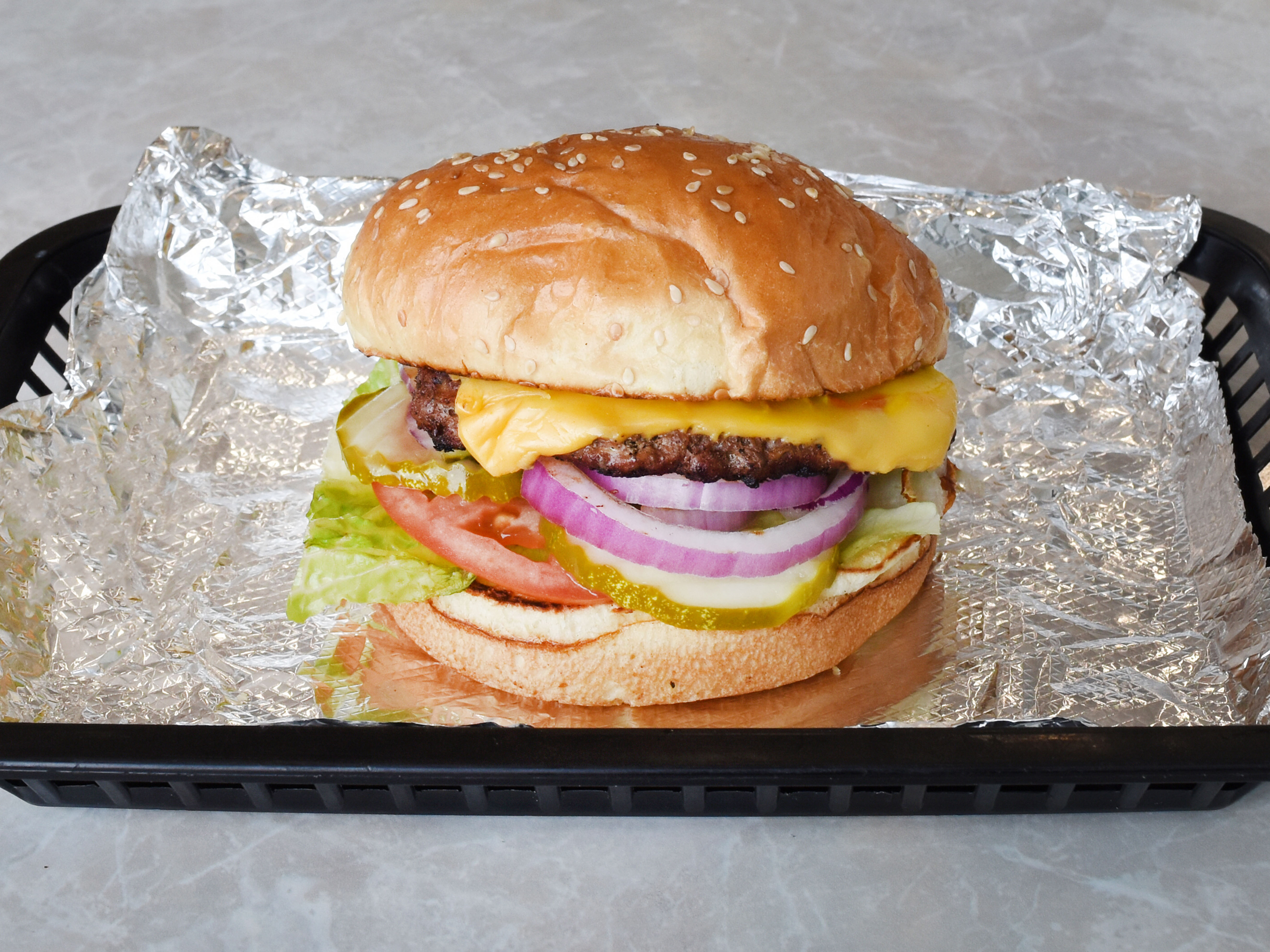 Order Classic Burger food online from Burger hub store, Chicago on bringmethat.com