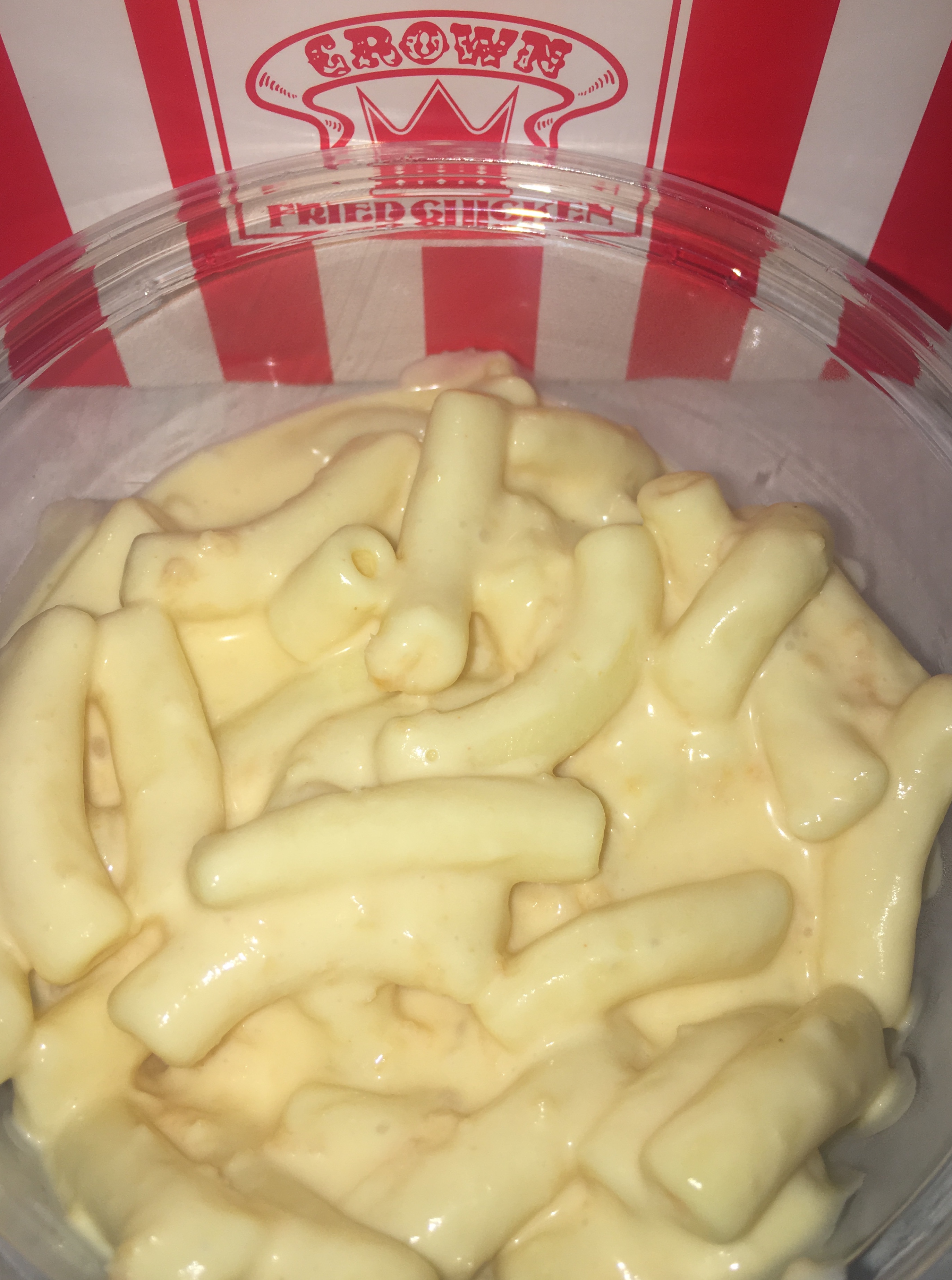 Order Mac and Cheese Side food online from Crown Fried Chicken store, Brooklyn on bringmethat.com