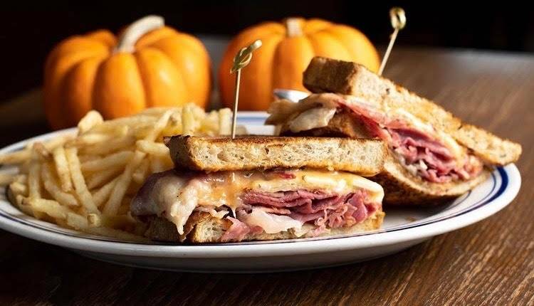 Order 12 Day Reuben food online from Pub Street Ny store, Pleasantville on bringmethat.com