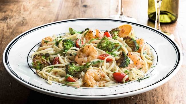 Order Shrimp Pasta food online from Mimi's Cafe store, Los Angeles on bringmethat.com