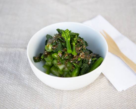 Order Side of Greens food online from Good Gai's store, San Francisco on bringmethat.com