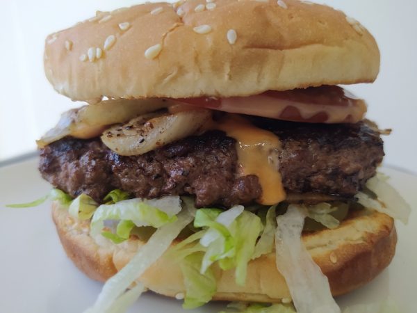 Order Kooby Cheeseburger and Fries food online from Kooby store, La Crescenta on bringmethat.com