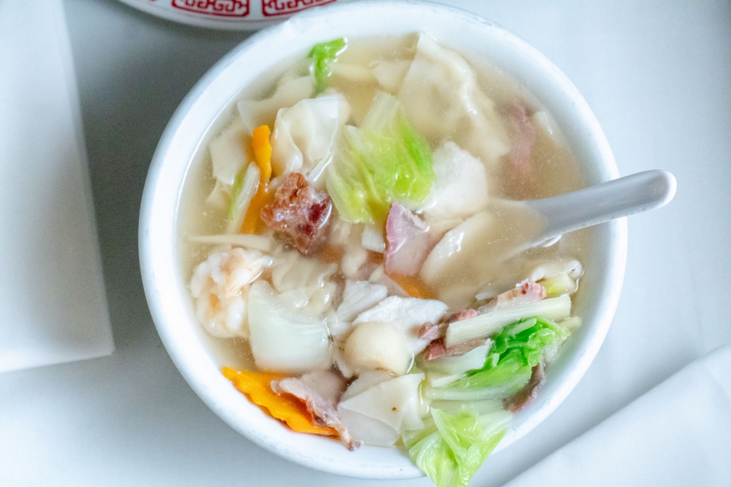 Order 16. Wor Wonton Soup food online from Szechwan Inn store, Canoga Park on bringmethat.com