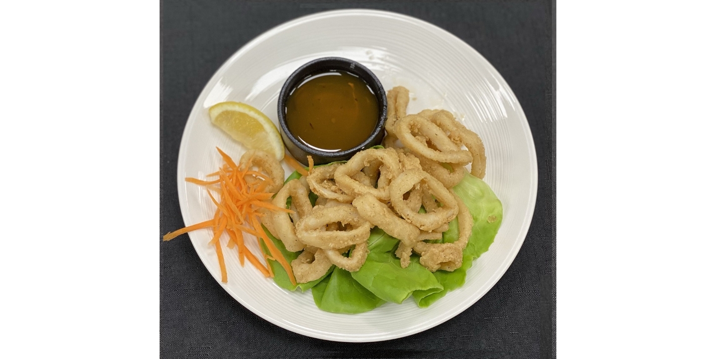 Order Fried Calamari food online from Modern Thai Restaurant store, Tyrone on bringmethat.com