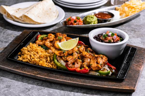 Order Shrimp Fajitas food online from Chili'S Grill &Amp; Bar store, Ft. Collins on bringmethat.com