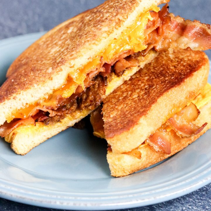 Order Grilled Cheese Sandwich with Meat food online from Frank's Philly Cheesesteaks store, New York on bringmethat.com