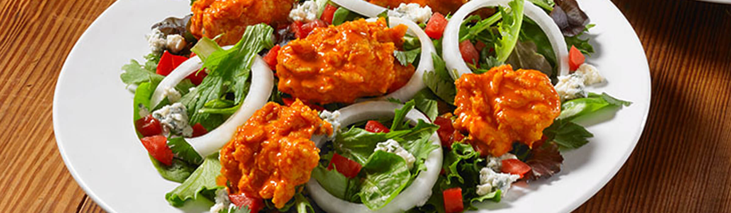 Order Buffalo Chicken Garden Salad food online from Hooters store, Joliet on bringmethat.com