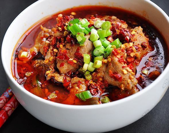 Order K14. Beef W Dry Red Pepper Hot Sauce 水煮牛 food online from Kongpao Palace store, Newark on bringmethat.com