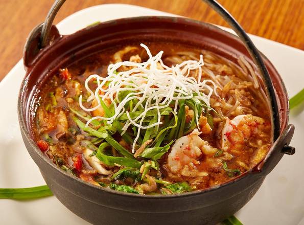 Order Jungle Curry Hot Pot with Shrimp food online from Malai Kitchen store, Dallas on bringmethat.com