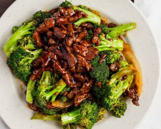 Order Beef and Broccoli food online from Lin store, El Paso on bringmethat.com
