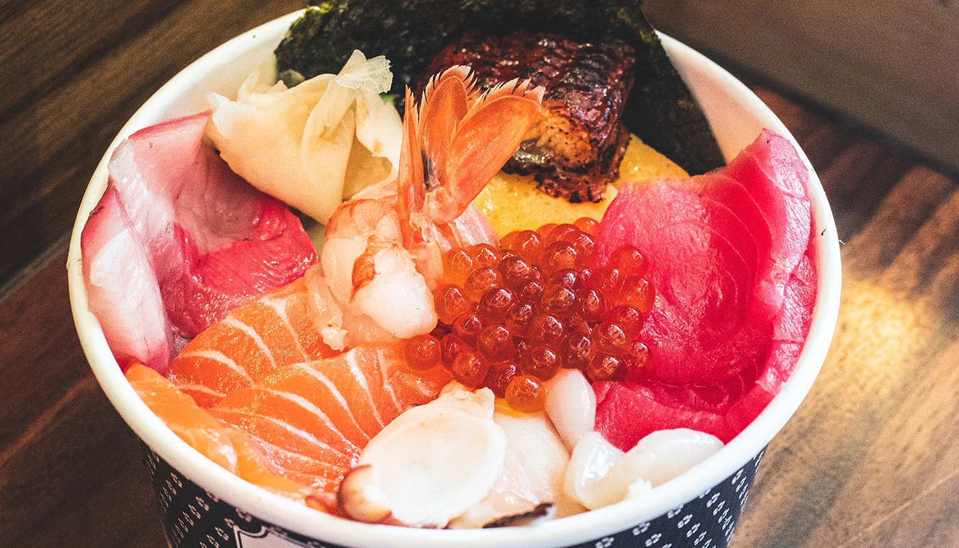 Order R06. Deluxe Kaisen Chirashi Don food online from Alley Kitchens store, Berkeley on bringmethat.com