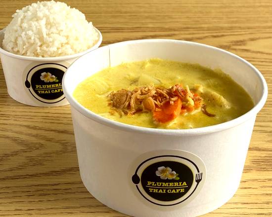 Order Yellow Curry food online from Plumeria Thai Cafe store, Las Vegas on bringmethat.com