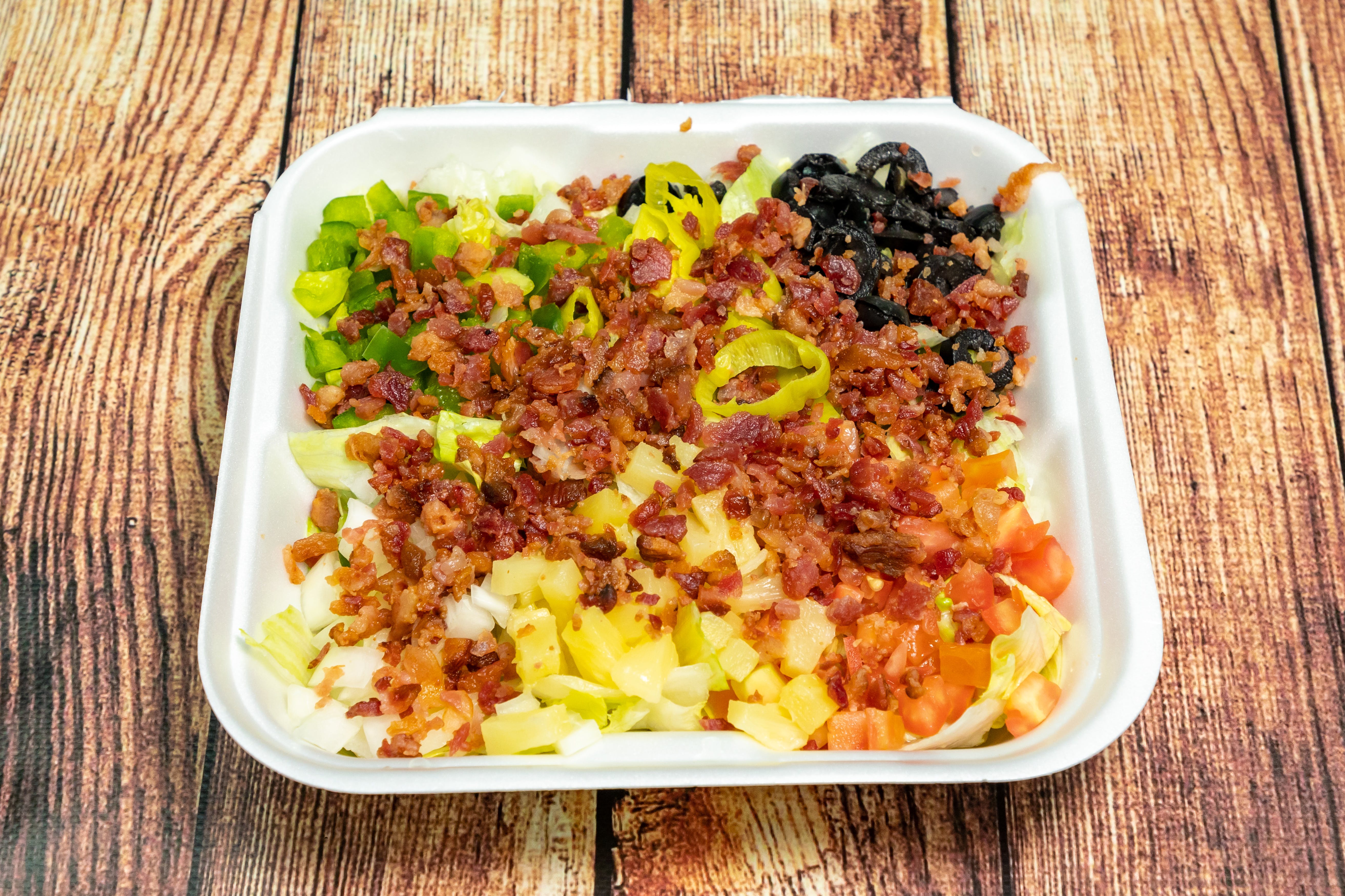 Order Bacon Salad - Small food online from Big T's Pizza store, Rialto on bringmethat.com