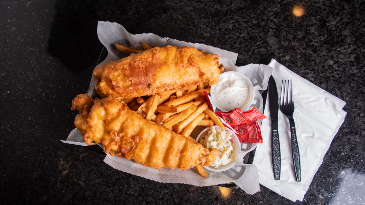 Order Fish and Chips food online from Yovanis Pizzeria store, Cumberland on bringmethat.com