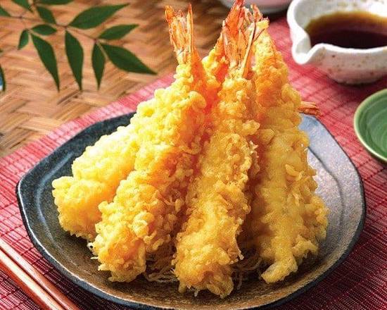 Order 3 pcs Shrimp Tempura food online from Quickway Japanese Hibachi store, Seven Corners on bringmethat.com