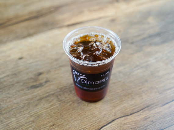 Order Unsweet Iced Tea food online from Dimassi's Mediterranean Buffet store, The Woodlands on bringmethat.com