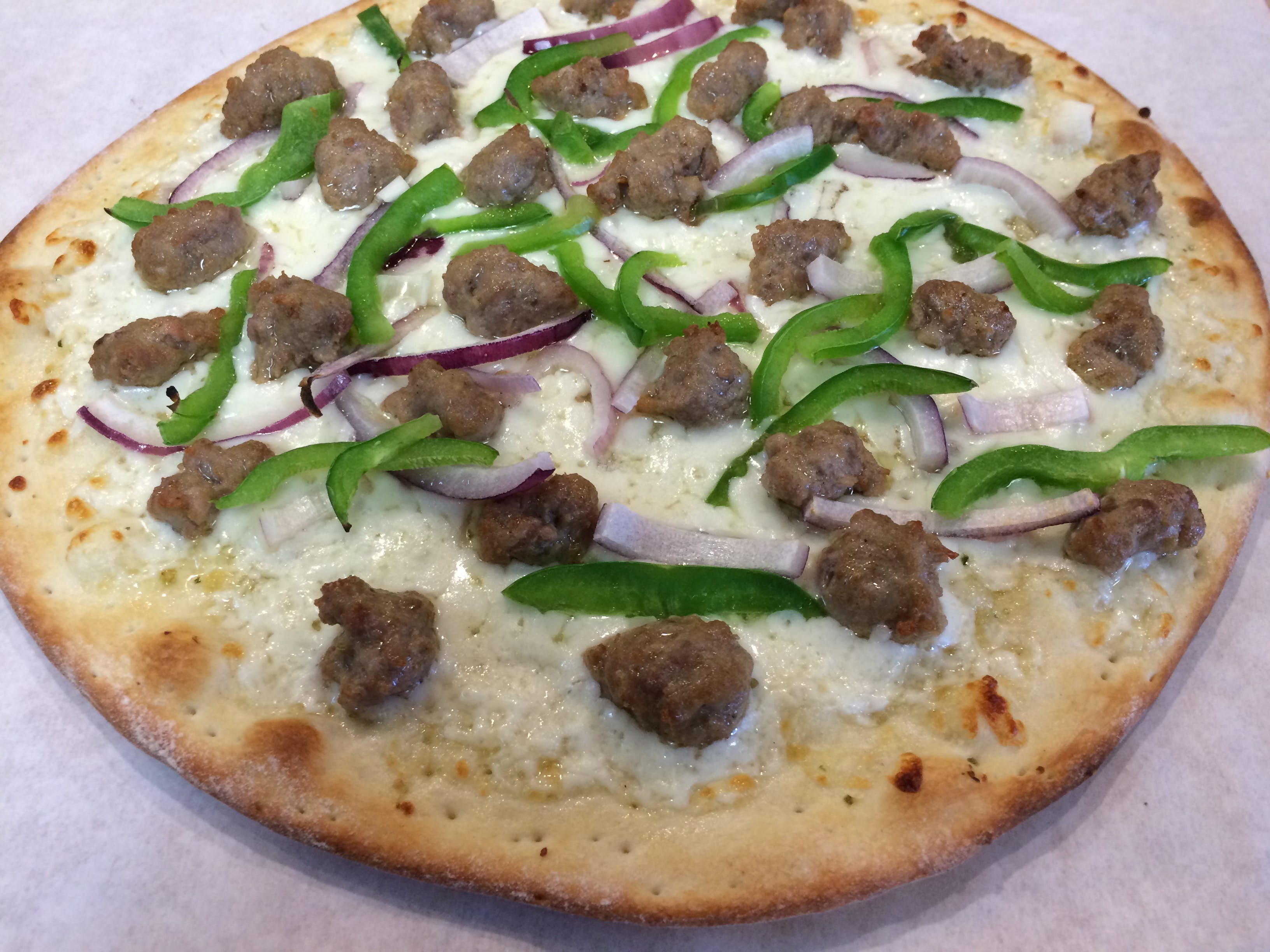 Order Sausage & Pepper Italian Style Pizza - Small food online from I pizza store, Newark on bringmethat.com