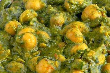 Order Chana Saag food online from The Royal Indian Cuisine store, Philadelphia on bringmethat.com