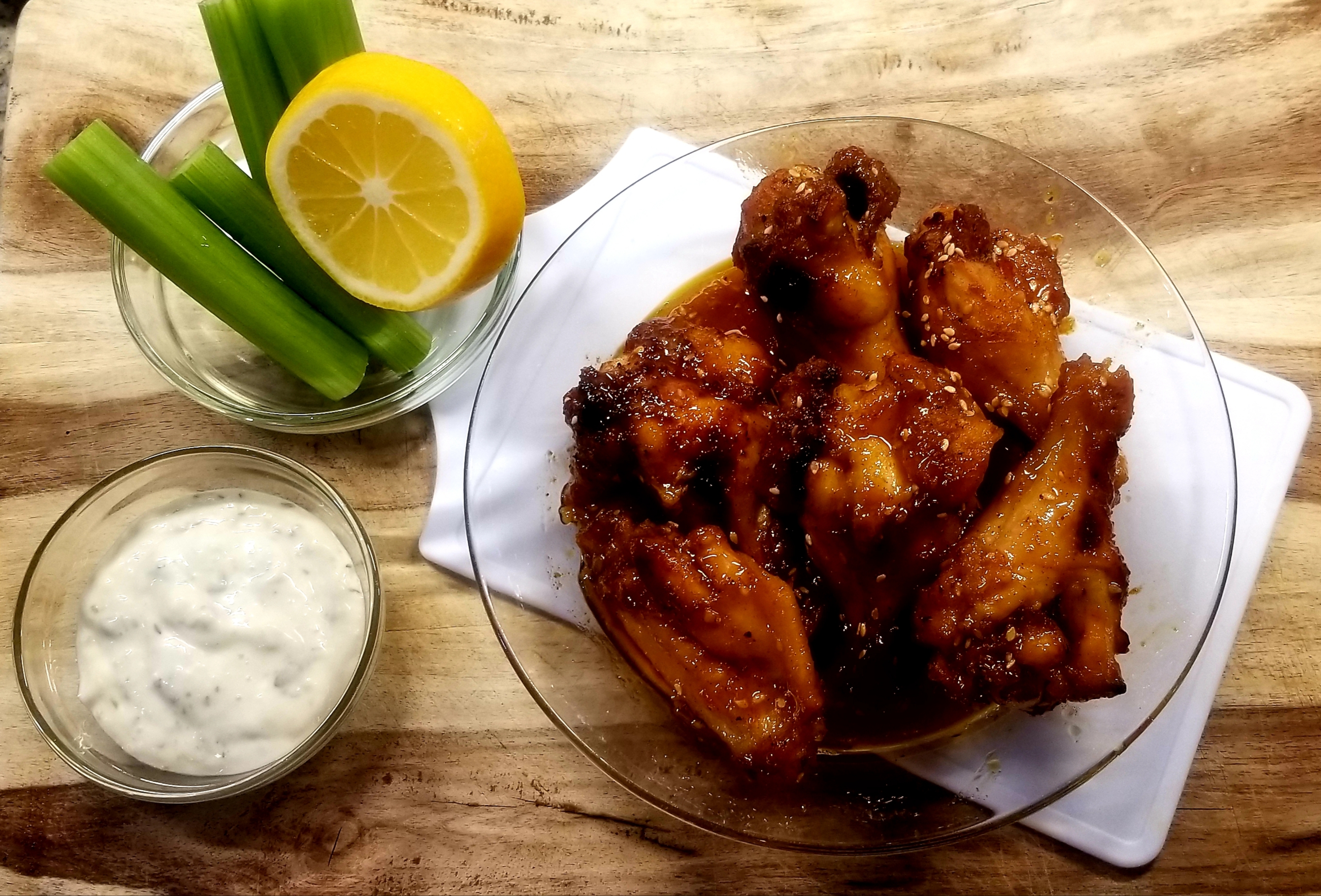 Order Sweet Chili Wings food online from Gyro Eats store, New York on bringmethat.com