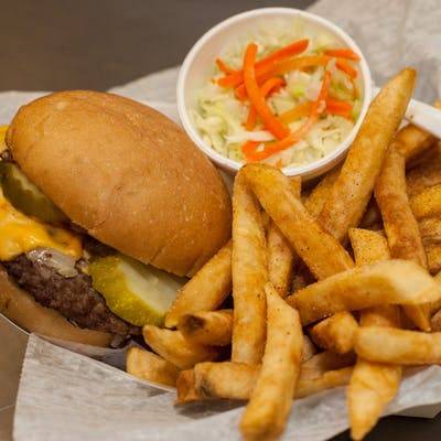 Order Cheeseburger food online from Rooster Bbq Deli store, Saint Paul on bringmethat.com