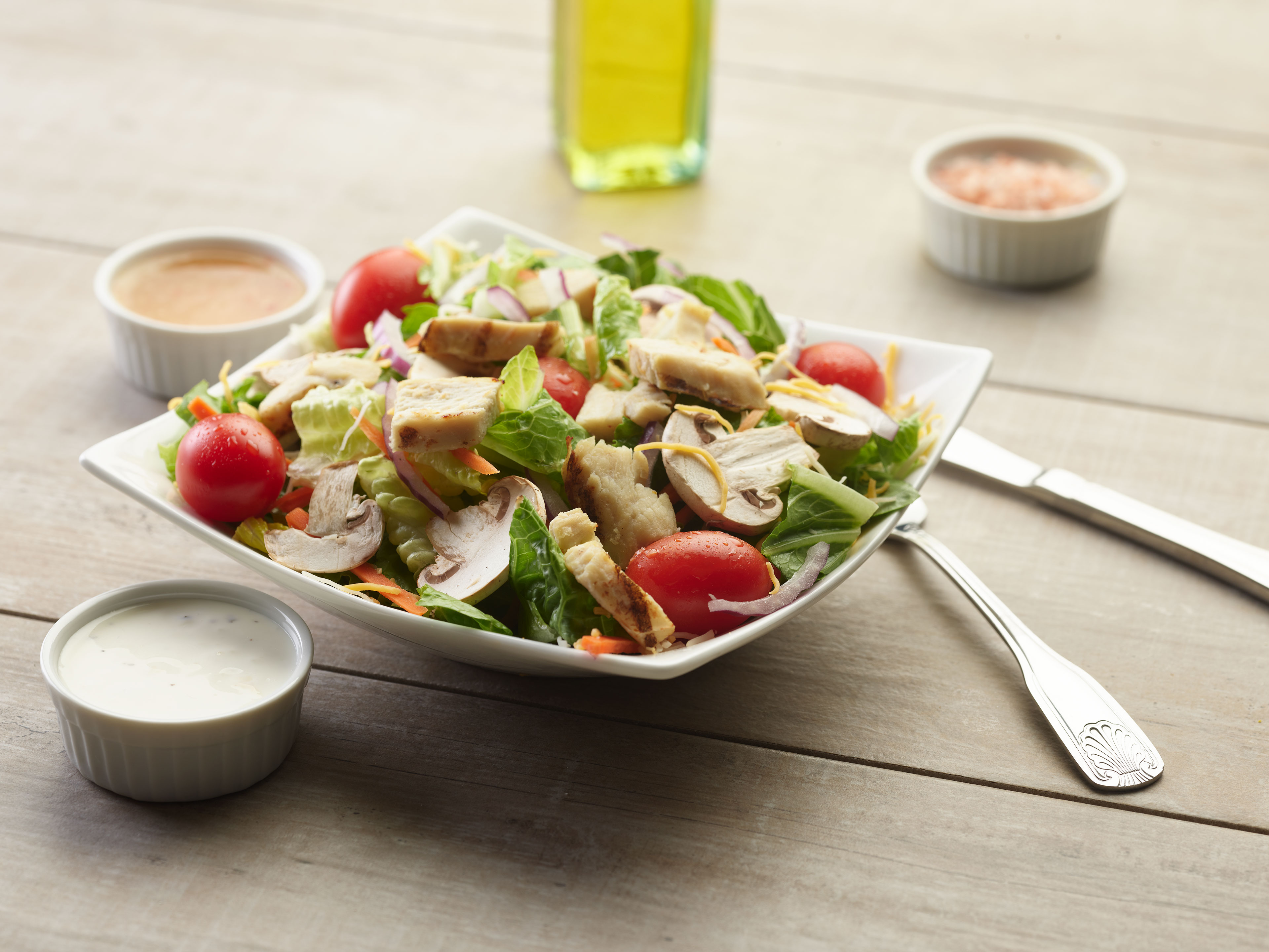 Order Chicken Caesar Salad food online from Chicago's Pizza With A Twist - Yuba City store, Yuba City on bringmethat.com