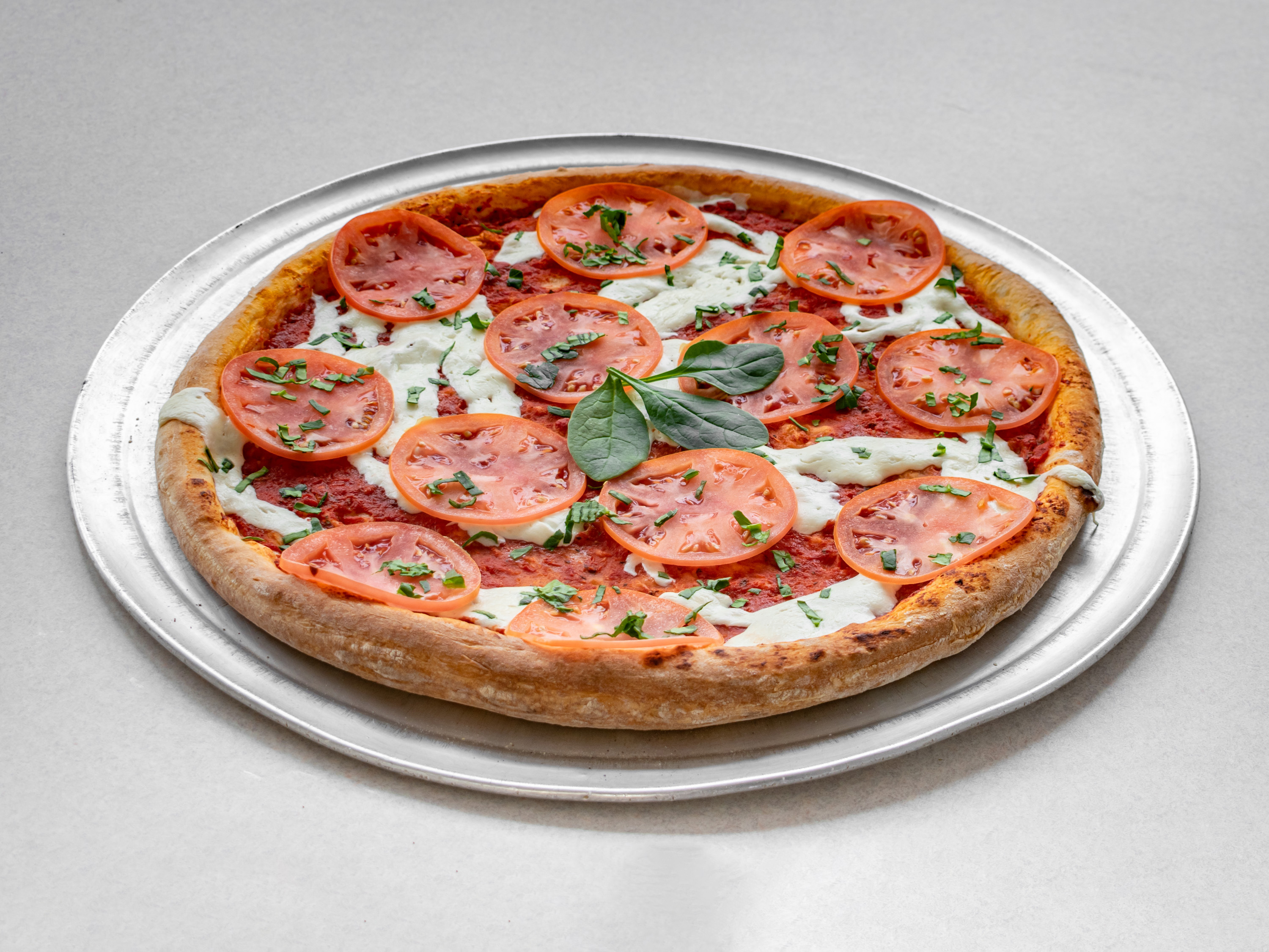 Order 16" Margarita Pizza food online from Pizza & Sandwich Express store, Little Falls on bringmethat.com