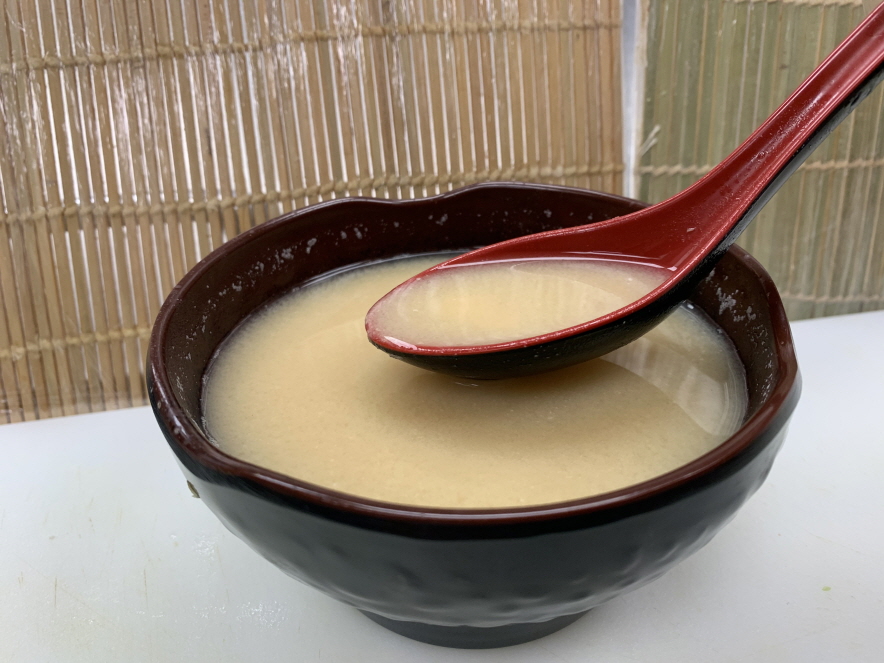 Order Miso Soup food online from Lee Sushi store, Sandy on bringmethat.com