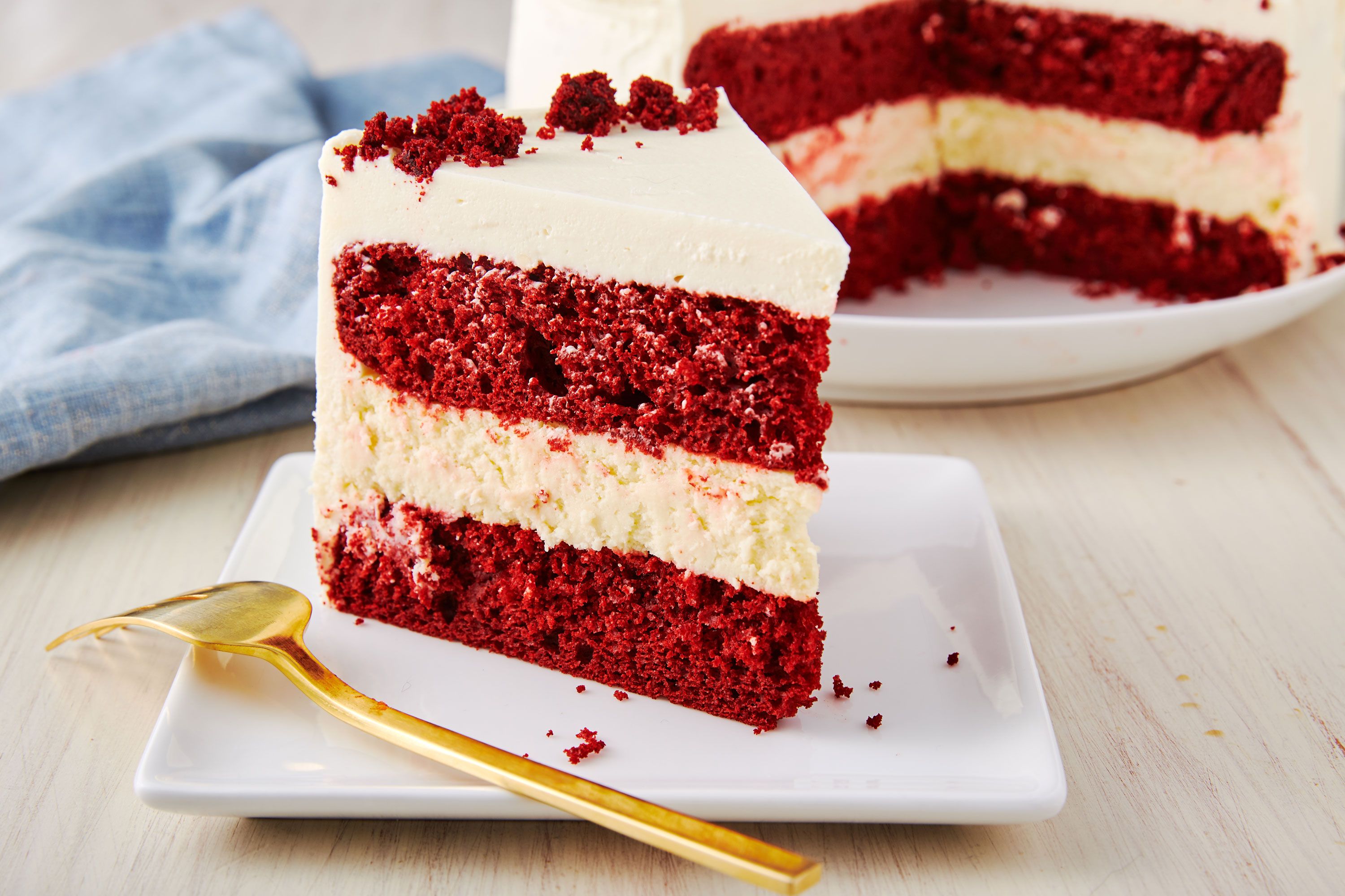 Order Red Velvet Cake food online from  Papa Keeke's Pizza & More store, Baltimore on bringmethat.com