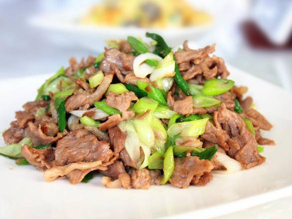 Order Beef with Scallions 葱爆牛 food online from Ding Kitchen store, Sunnyvale on bringmethat.com