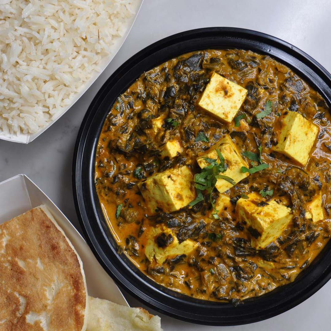Order Saag Paneer Curry food online from Desi Galli store, New York on bringmethat.com