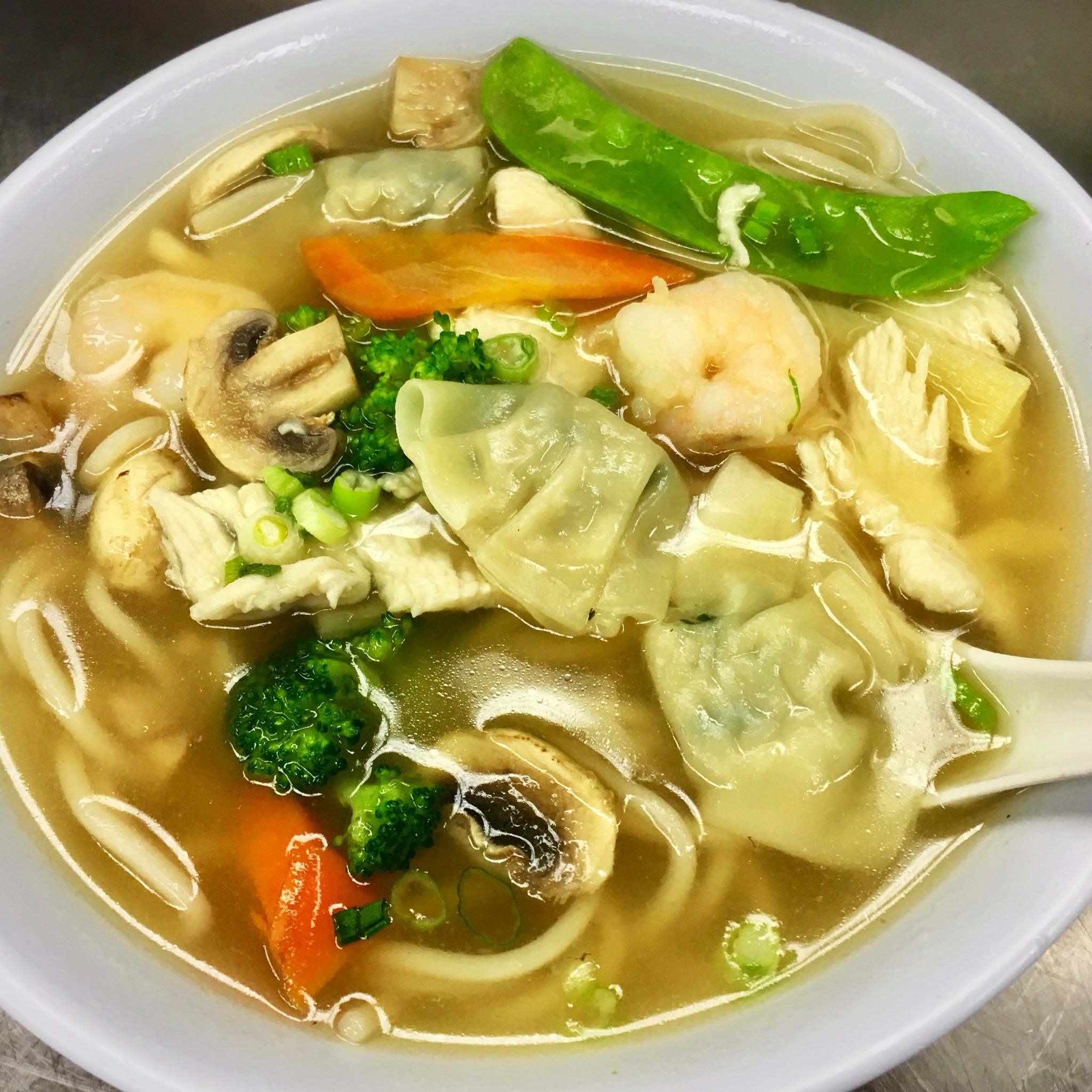 Order N4. Wor Won-Ton Noodle Soup food online from China Kitchen store, Ventura on bringmethat.com