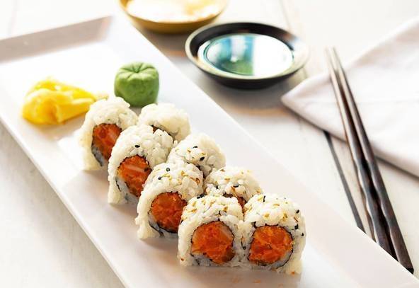 Order Spicy Salmon Roll food online from Sumo Japanese Restaurant store, Wenatchee on bringmethat.com
