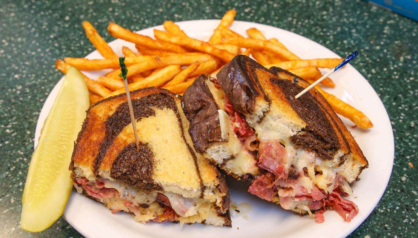 Order Signature Reuben Sandwich food online from Sunny Street Cafe store, Painesville on bringmethat.com