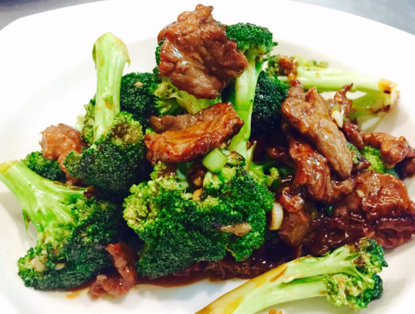 Order 50. Beef with Broccoli food online from Micky Chinese Restaurant store, Gaithersburg on bringmethat.com