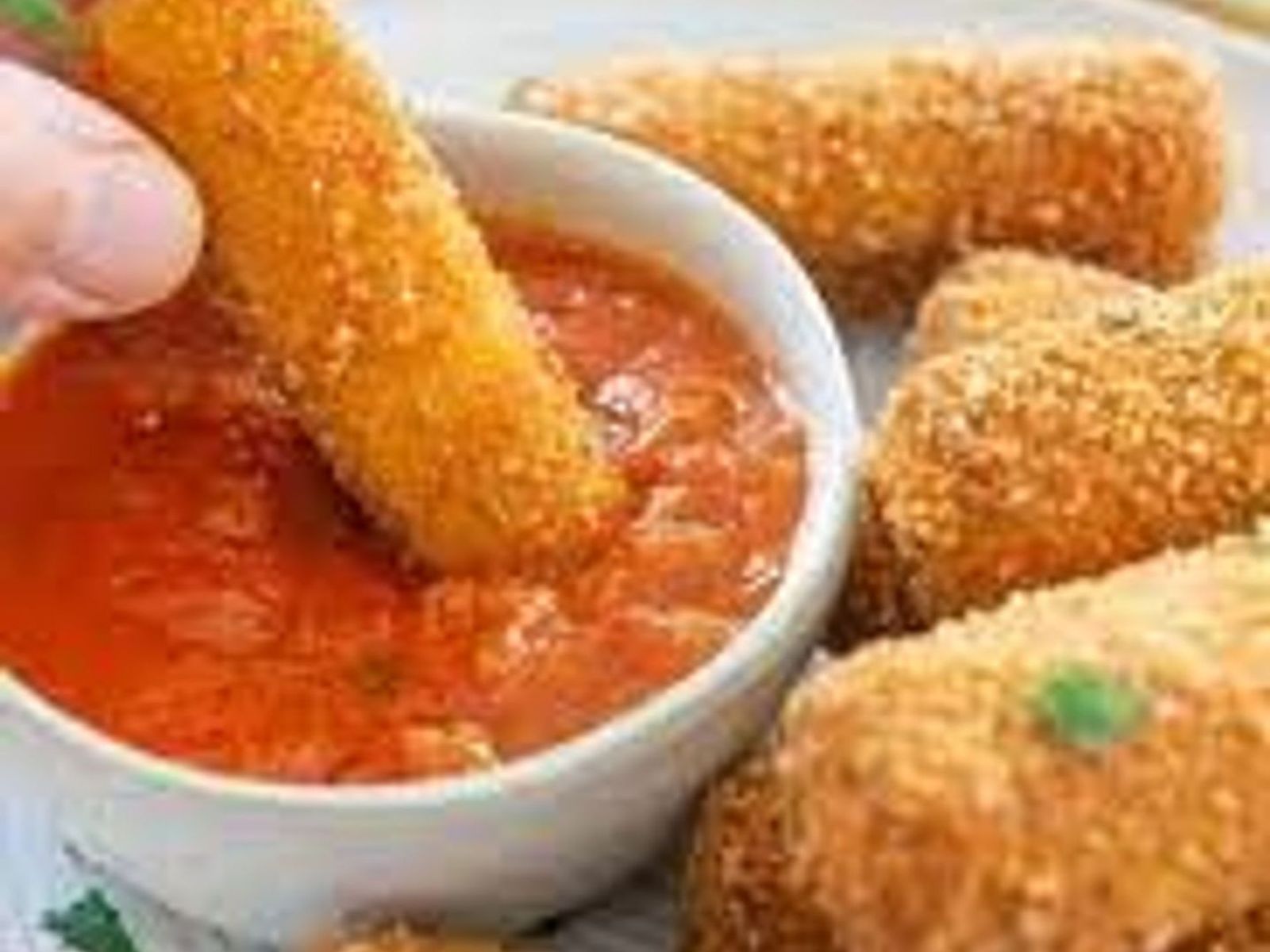 Order Mozarella Sticks food online from Lisa's Family Pizzeria store, Wakefield on bringmethat.com