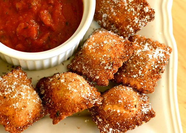 Order Toasted Raviolis food online from Liberty Bar & Poutinerie store, Pontiac, MI on bringmethat.com