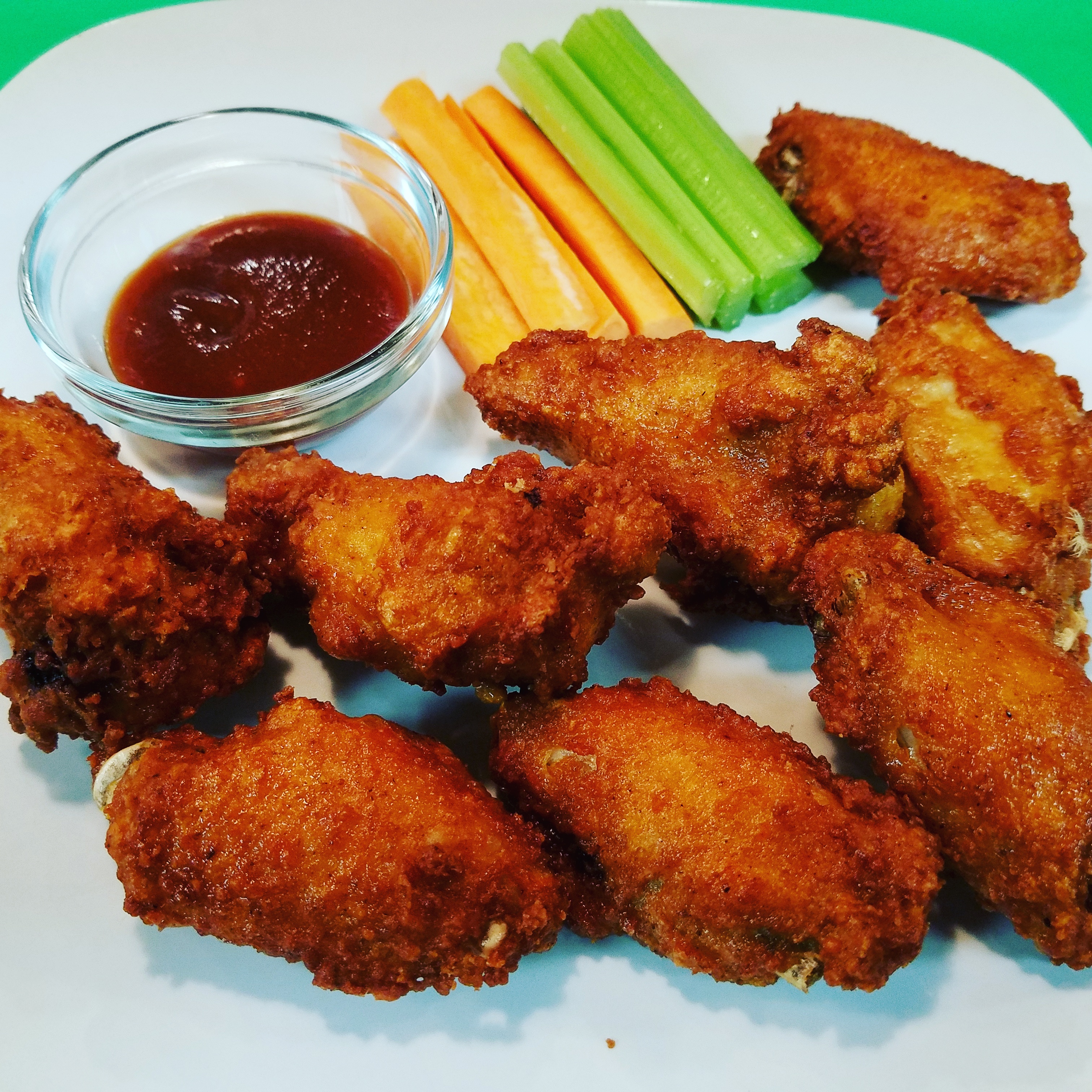 Order 7 Pieces Fried Chicken Wings food online from Ying Thai Cuisine store, Westminster on bringmethat.com