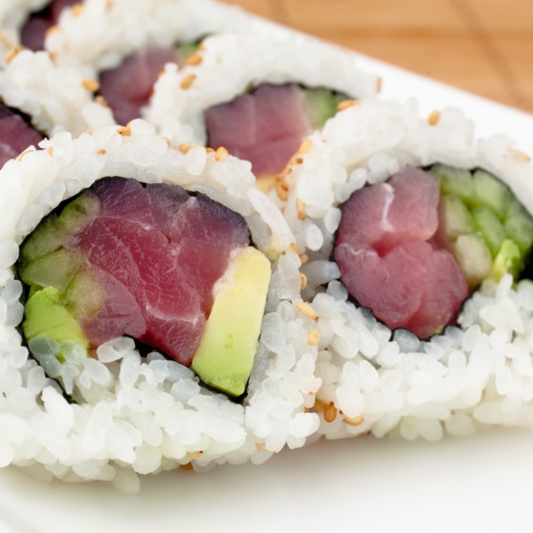 Order Tuna Roll food online from Sansai Japanese Grill store, Santa Monica on bringmethat.com