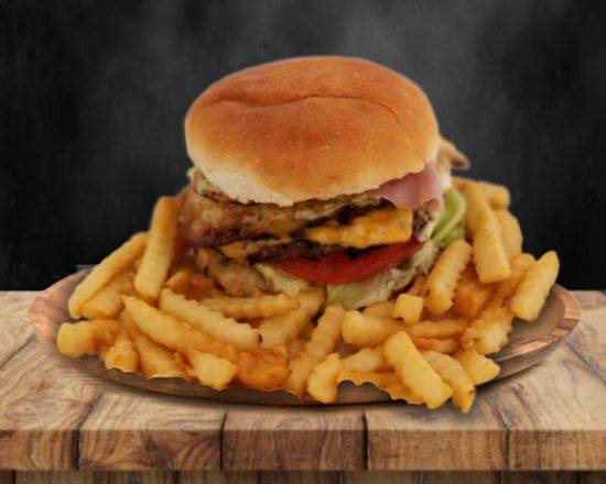 Order Chicken Burger food online from Arepamania store, New Rochelle on bringmethat.com