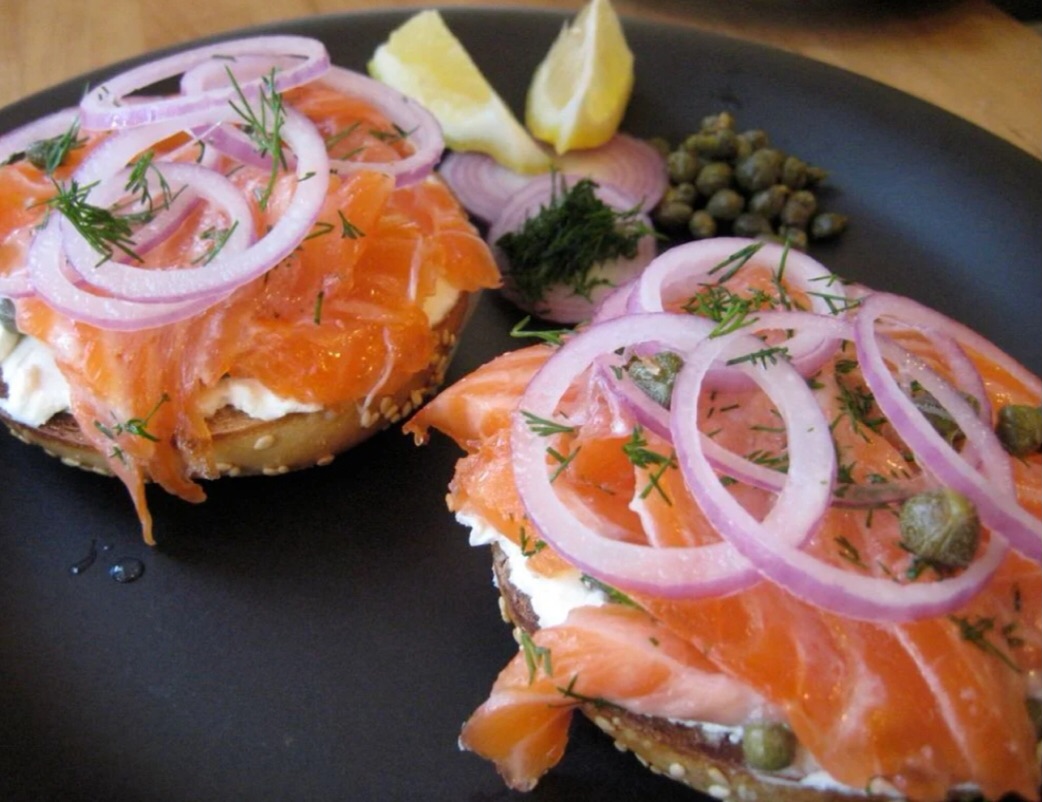 Order Bagel/ Flagel with cream cheese sliced Lox food online from Bagels & More store, Edgewater on bringmethat.com