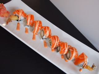 Order 87. M16 Roll food online from Tokyo Japanese & Chinese Restaurant store, Tampa on bringmethat.com