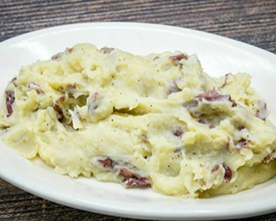 Order Garlic Mashed Potatoes food online from Saltgrass Steak House store, Pearland on bringmethat.com