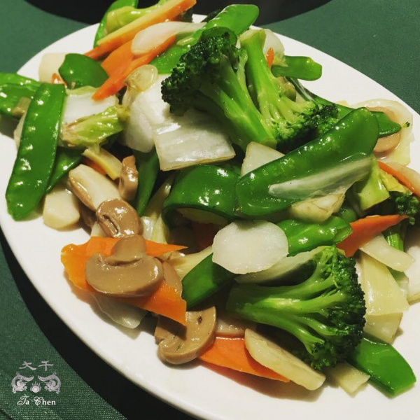 Order Assorted Vegetables food online from Ta Chen Restaurant store, Garden Grove on bringmethat.com